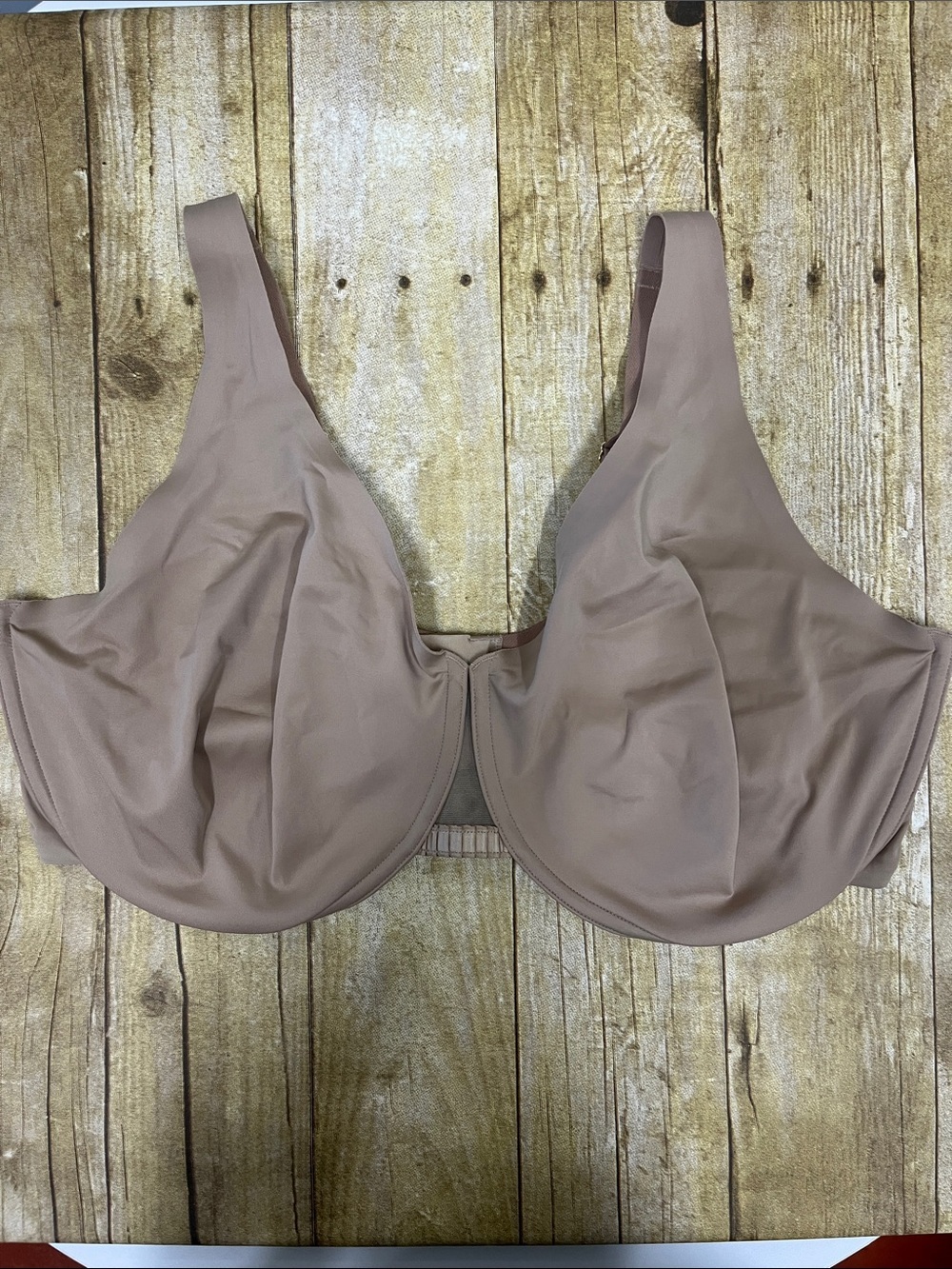 ThirdLove Smooth Underwire Bra in Taupe size 42F